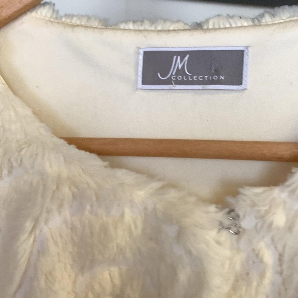 JM Collection White Sequined Jacket - Picture 2 of 6